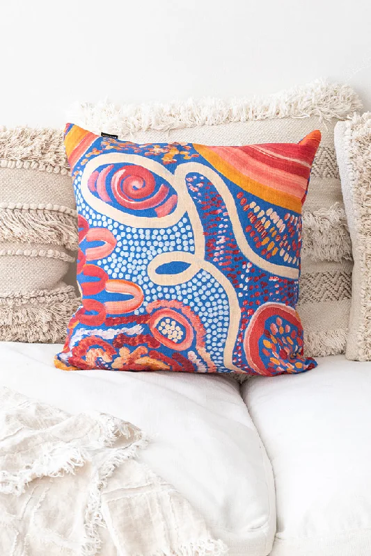 Super Bargain Emu Eggs On Country Linen Cushion Cover (45cm x 45cm)