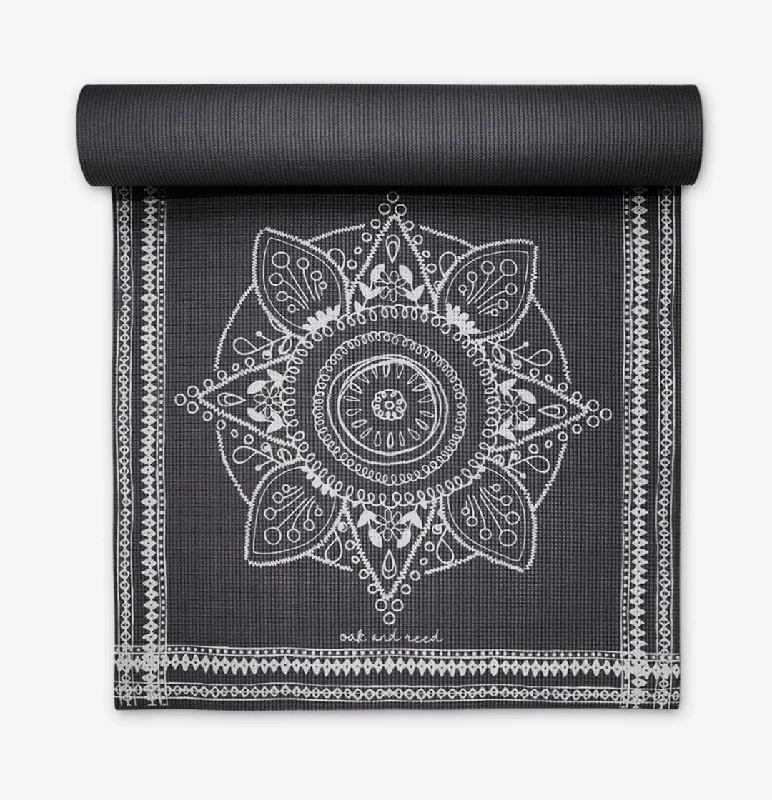 Medallion Tapestry Black