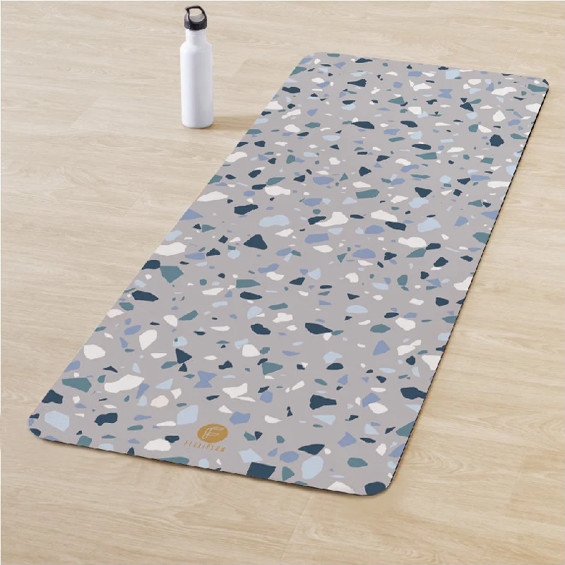Members Only Sapphire Love Travel Mat