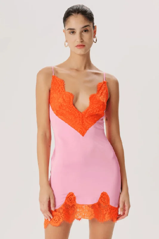 Savings Galore Nyko Dress Carnation/Orange