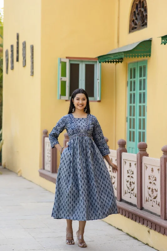 Price Break Women Grey Ethnic Printed Flared Dress