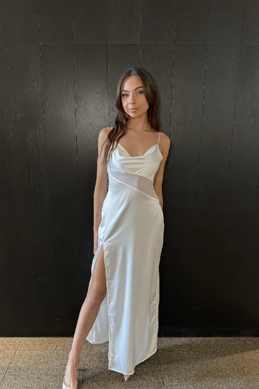New Markdowns Lia Maxi Dress - White