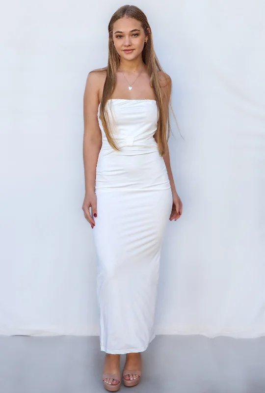 Deal Mania Coraline Maxi Dress - White