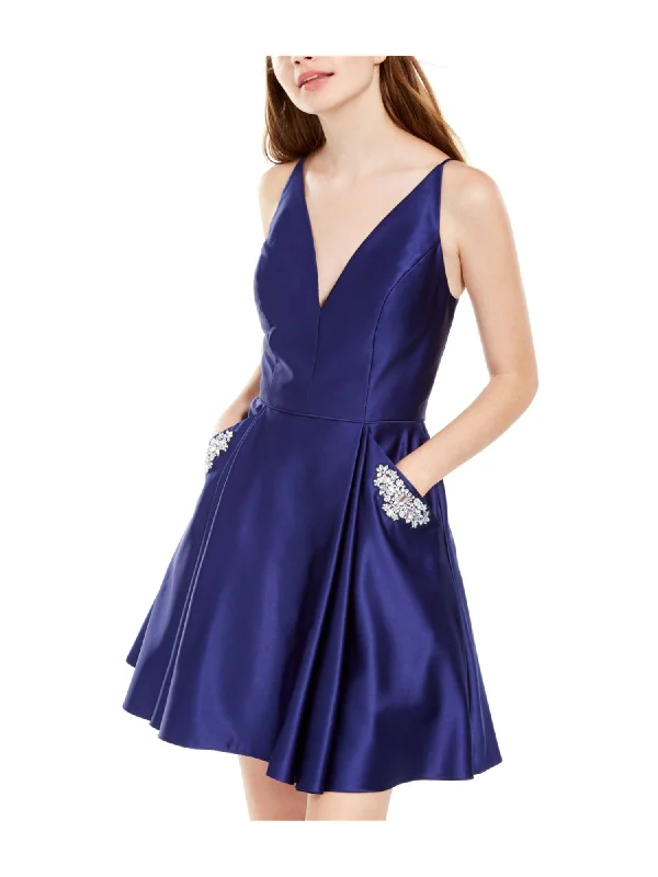 Exclusive Access BLONDIE Womens Zippered Spaghetti Strap V Neck Mini Party Fit + Flare Dress Exclusive Access BLONDIE Womens Zippered Spaghetti Strap V Neck Mini Party Fit + Flare Dress
