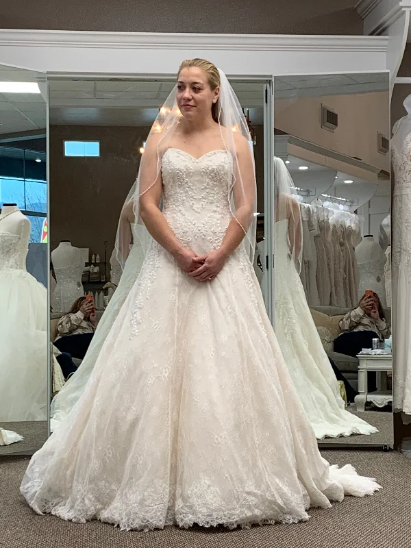Incredible Offers Christian Siriano