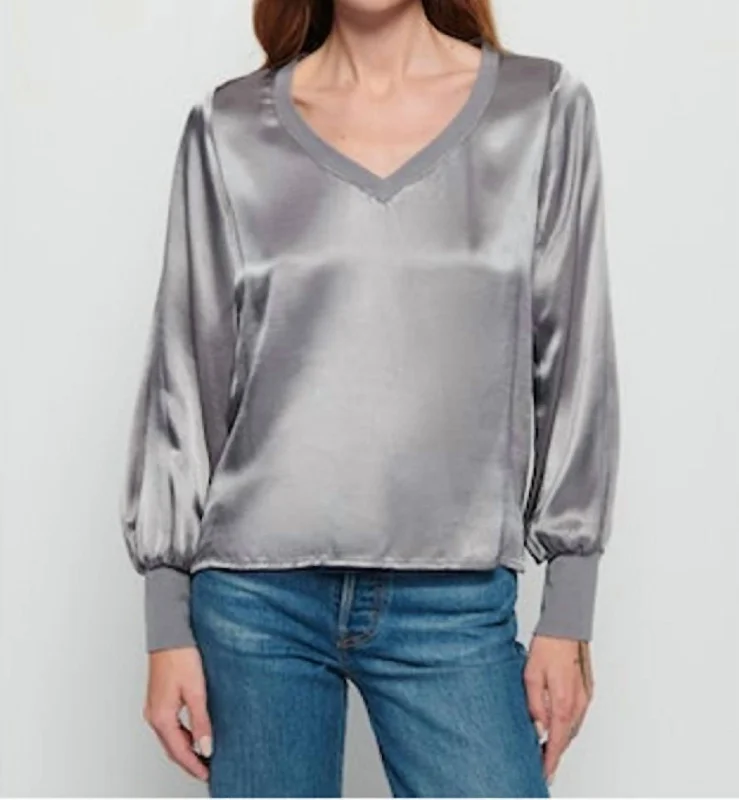 The Best Prices Ayra Dressed Up Top In Metallic Grey