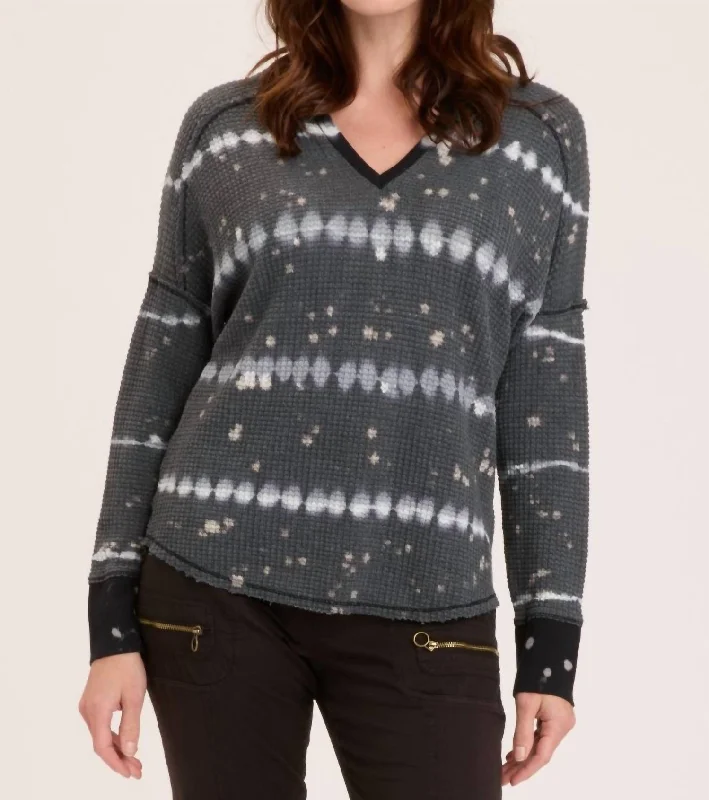 While Supplies Last Bullock V Neck Waffle Knit Pullover In Greyscale
