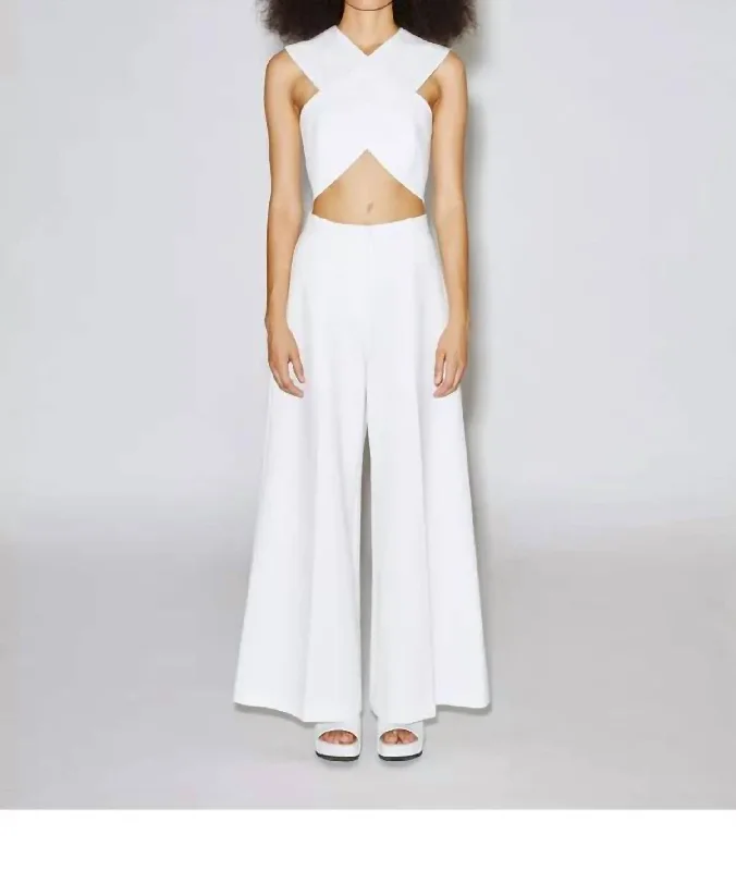 Exclusive Access Cross Front Bra Top In White