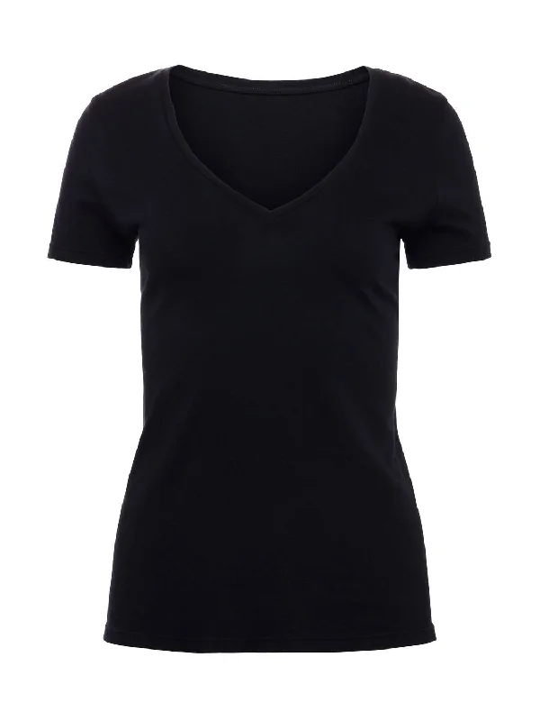 Huge Discounts Daija Relaxed V-Neck Tee In Black