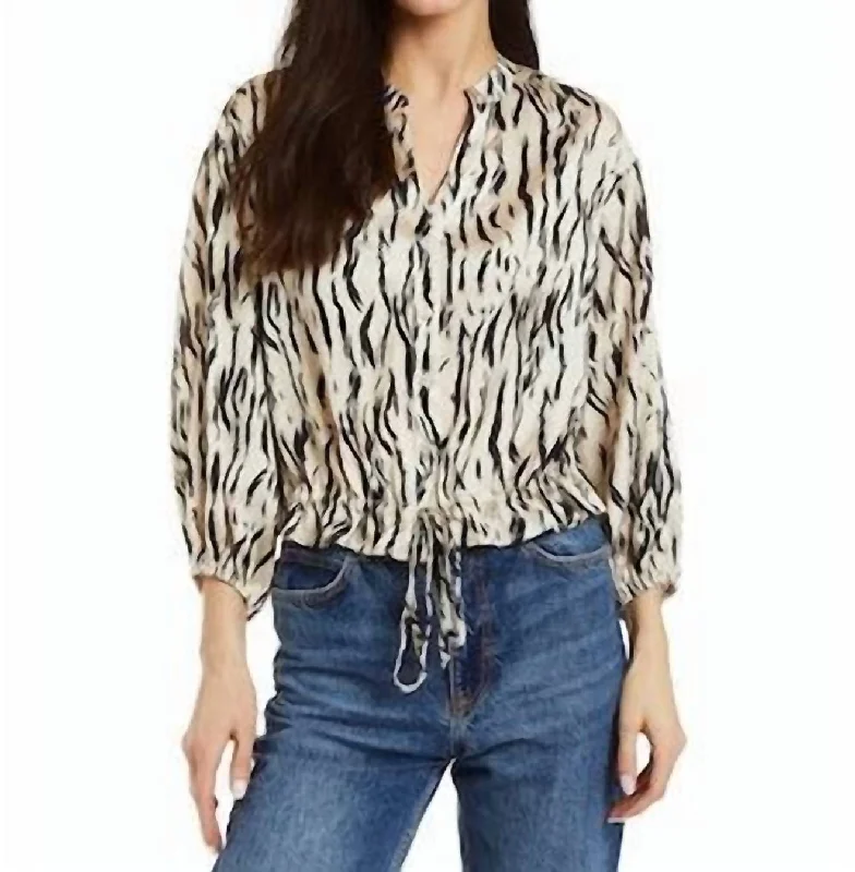 Deal Explosion Gabriella Blouse In Ivory