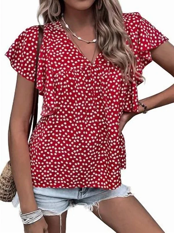 Hurry In Lauren Floral Flutter Sleeve Top In Red