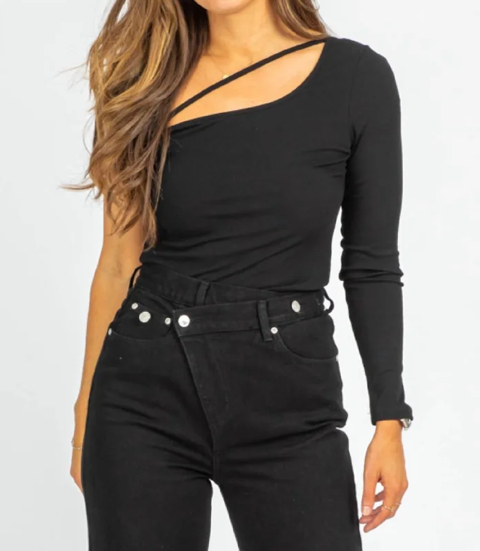Exclusive Access One Sleeve Strap Detail Bodysuit In Black