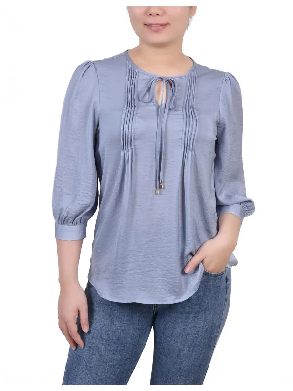 Exclusive Offers Petites Womens Pleated Front V-Neck Blouse