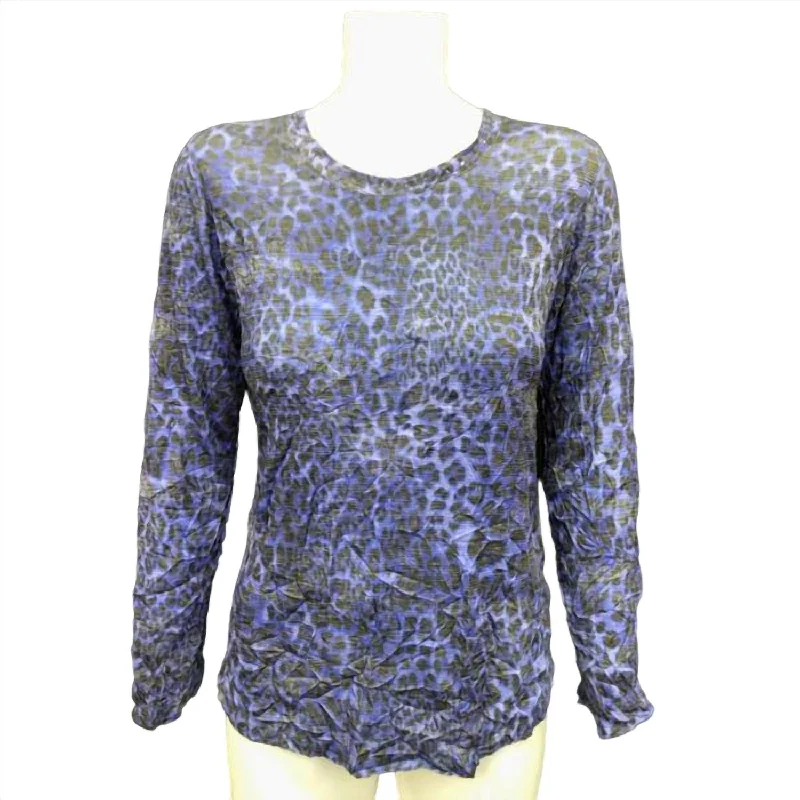 Best Bargains Rhinestone Neck Blouse In Blue Animal