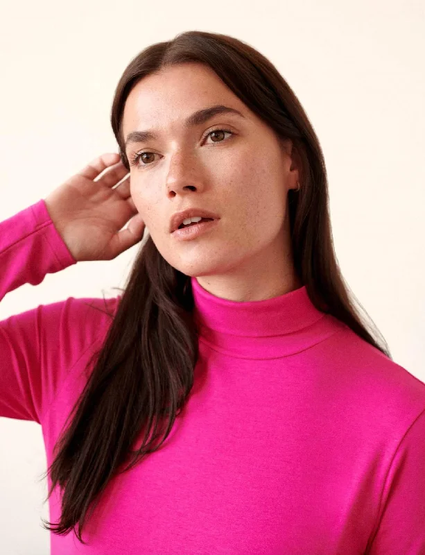 Special Savings Scrunch Neck Tee Top In Electric Pink