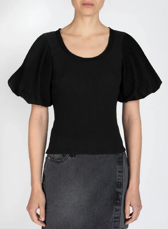 Get It Before It’s Gone Suzanne Mixed Media Tee In Black