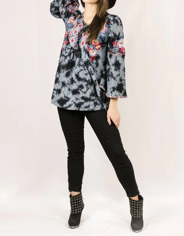 Deal Alert Tie Dye Embroidery Top In Grey And Black