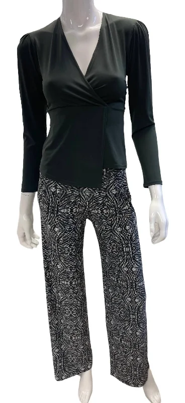 Deal of the Week Value Long Sleeve Top In Black