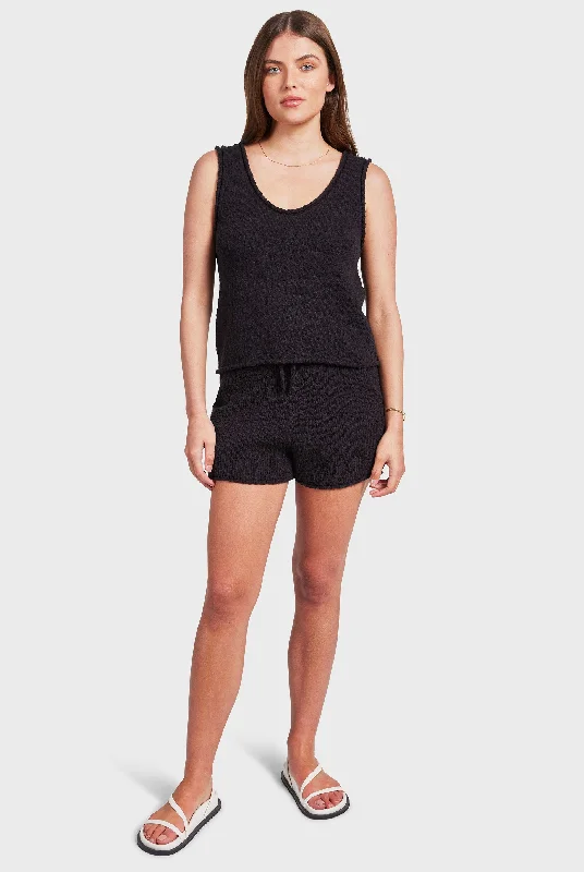 Deal Dash Daisy Boucle Knit Short